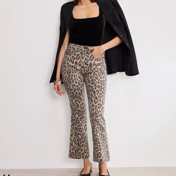 [NWT] Good American Women's Good Kick Flare Leopard Jeans - 27 (4) - Picture 2 of 12